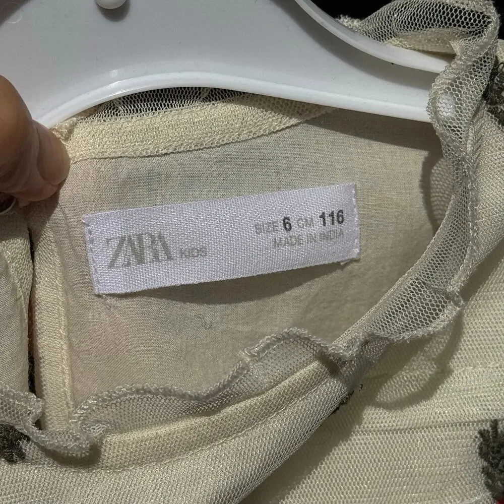 Zara Girls Embroidered Mesh Blouse Size 6 (116) Ivory Floral Tiered Sleeve Sheer